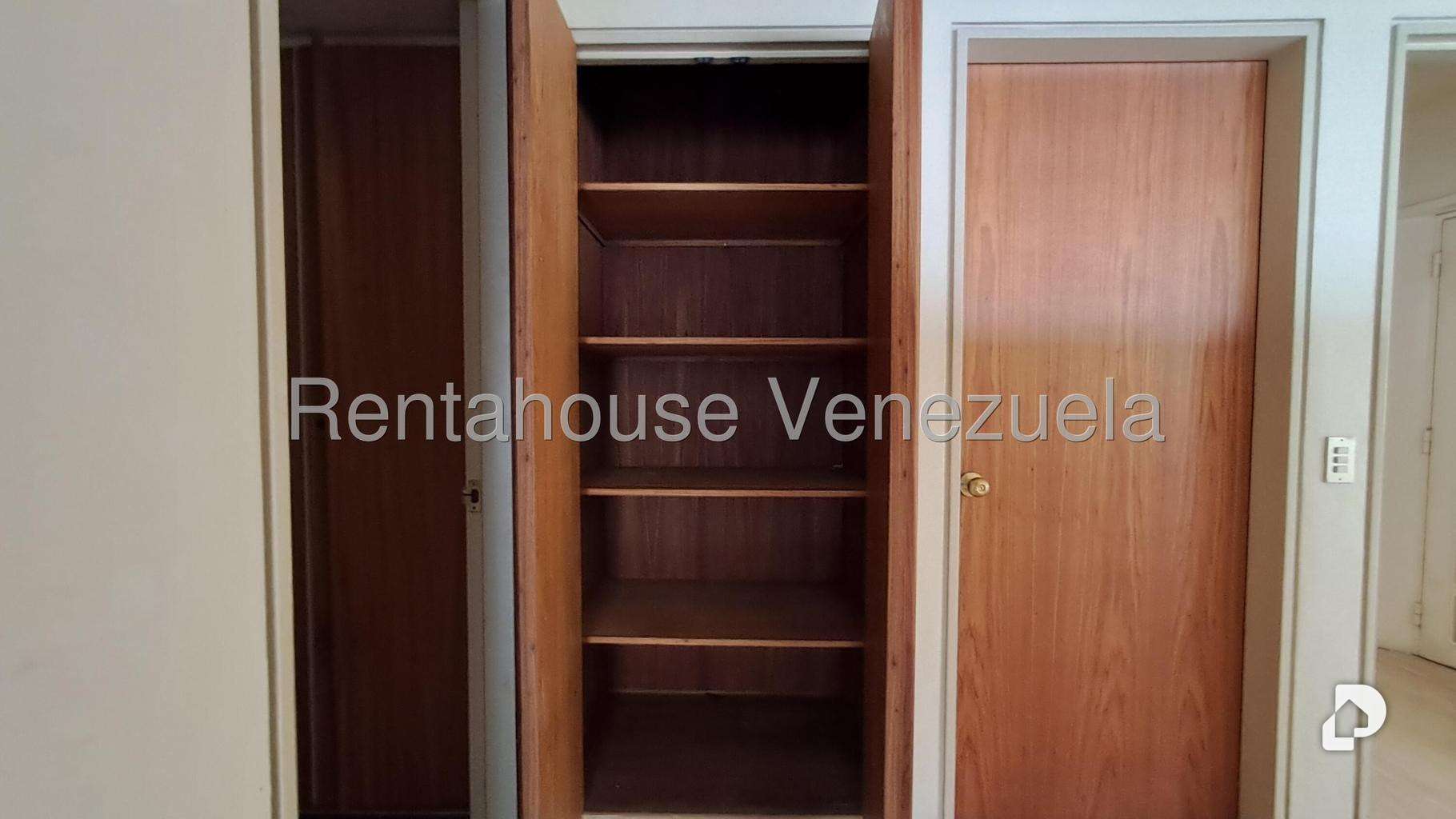 Apartamento en Los Chorros, Caracas – 32