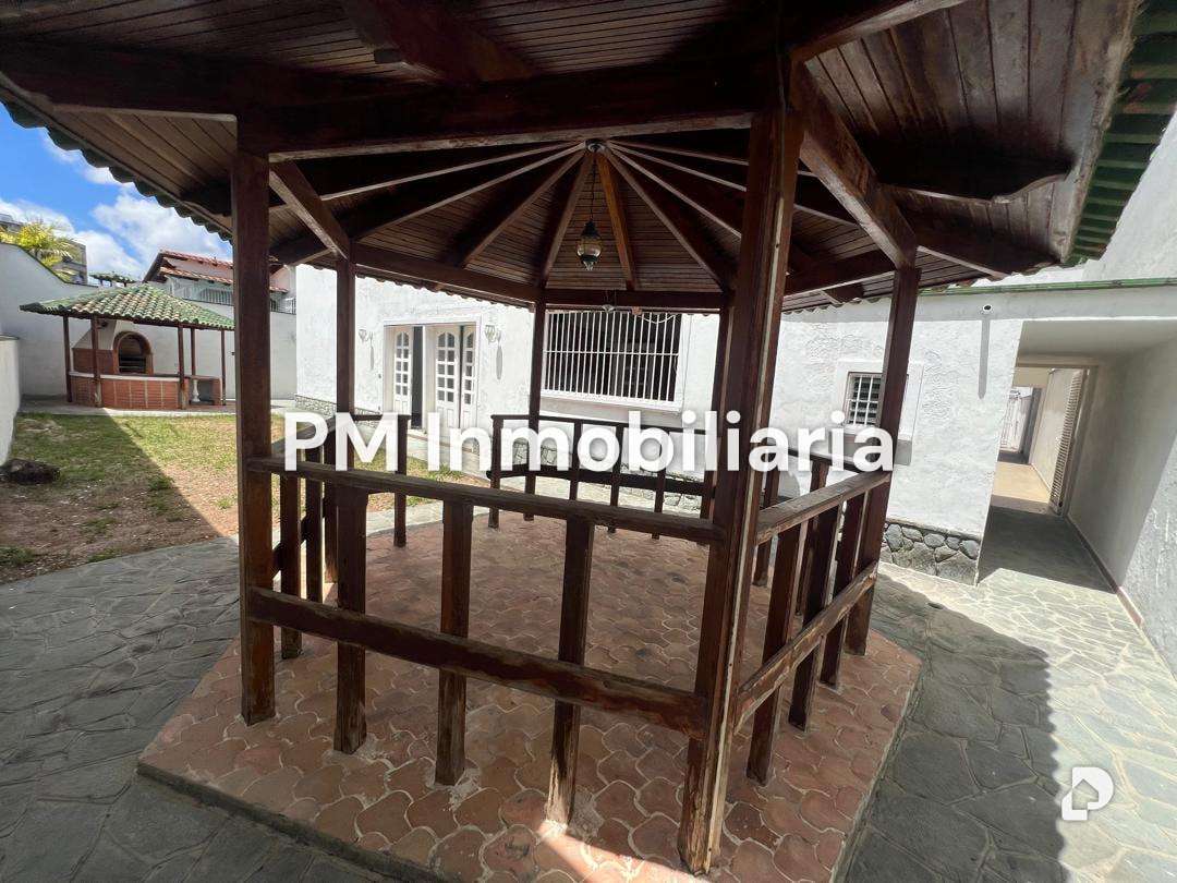 Casa en Los Naranjos (Las Mercedes), Caracas – 24