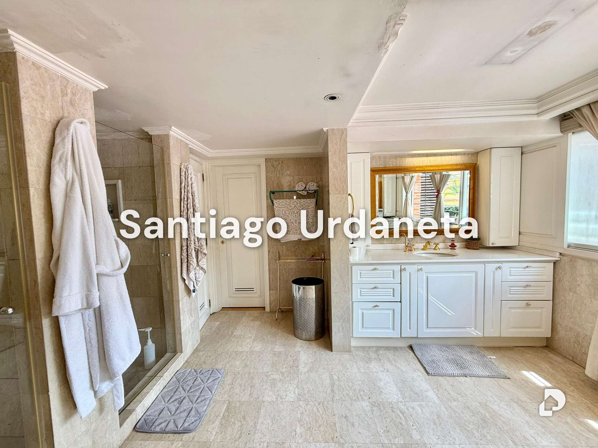 Apartamento en Los Palos Grandes, Caracas – 17