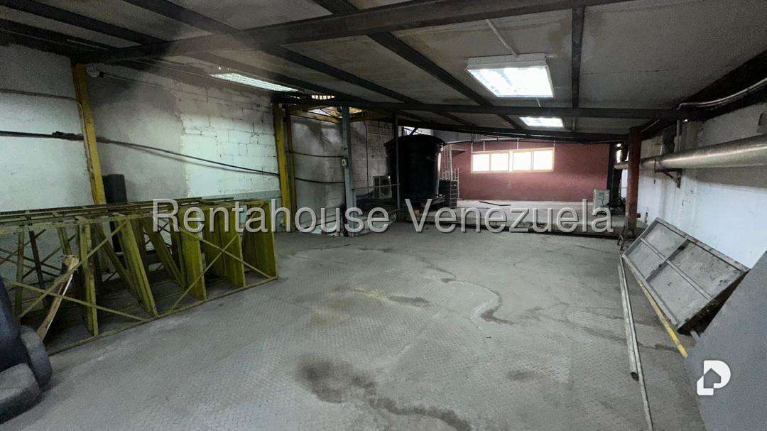 Local comercial en Catia, Caracas – 11