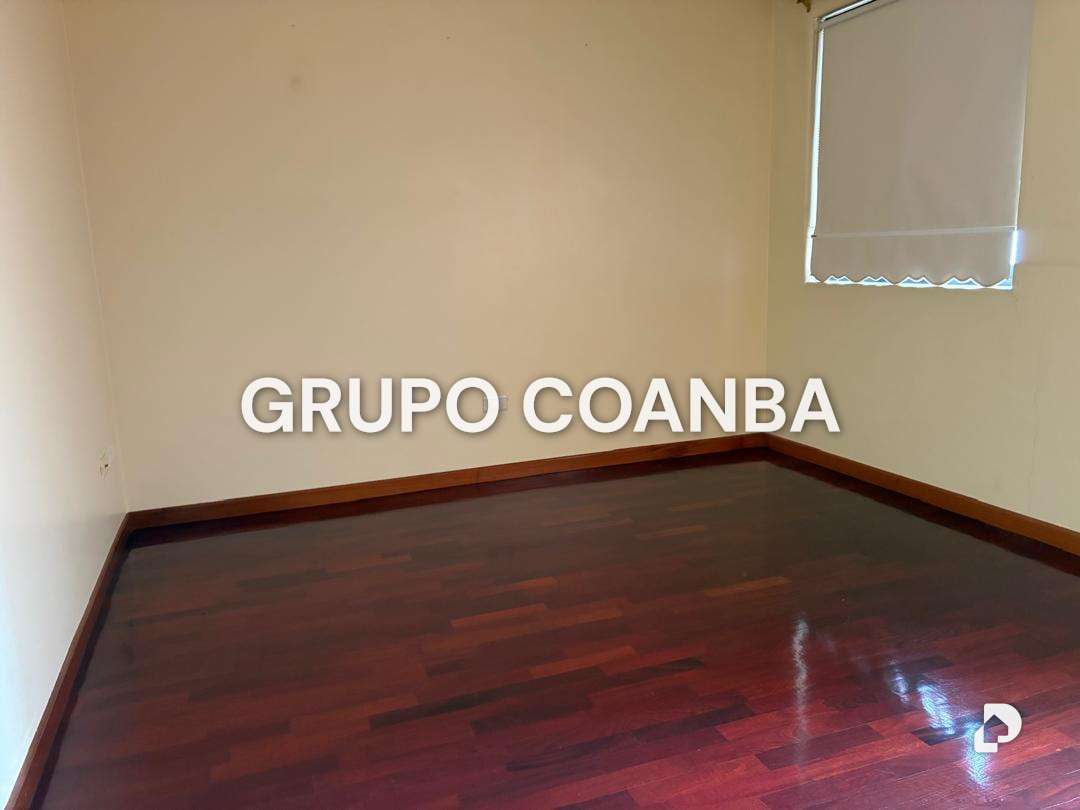 Apartamento en Urb. Miranda, Caracas – 14