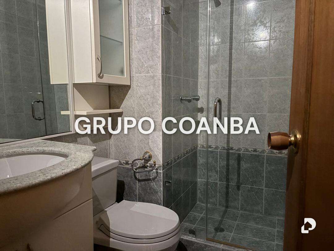 Apartamento en Urb. Miranda, Caracas – 13