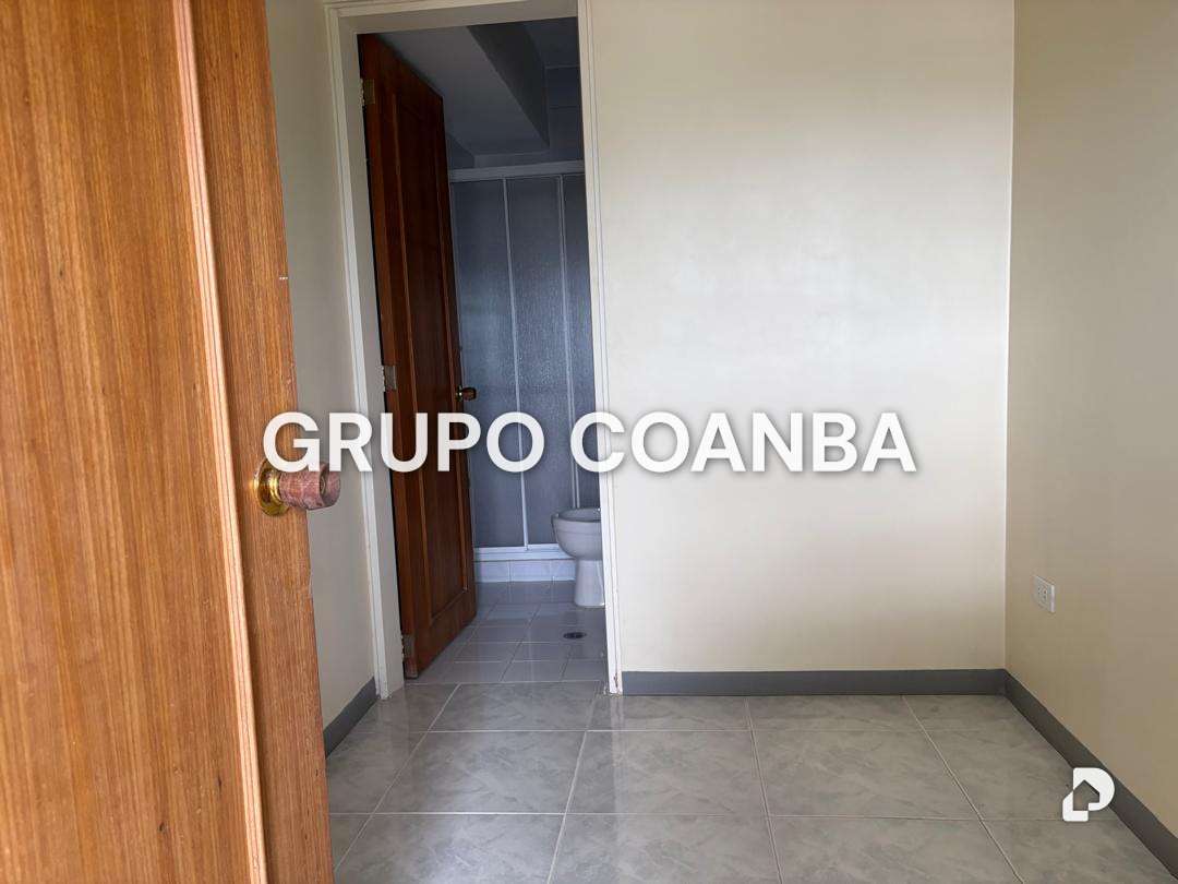 Apartamento en Urb. Miranda, Caracas – 15