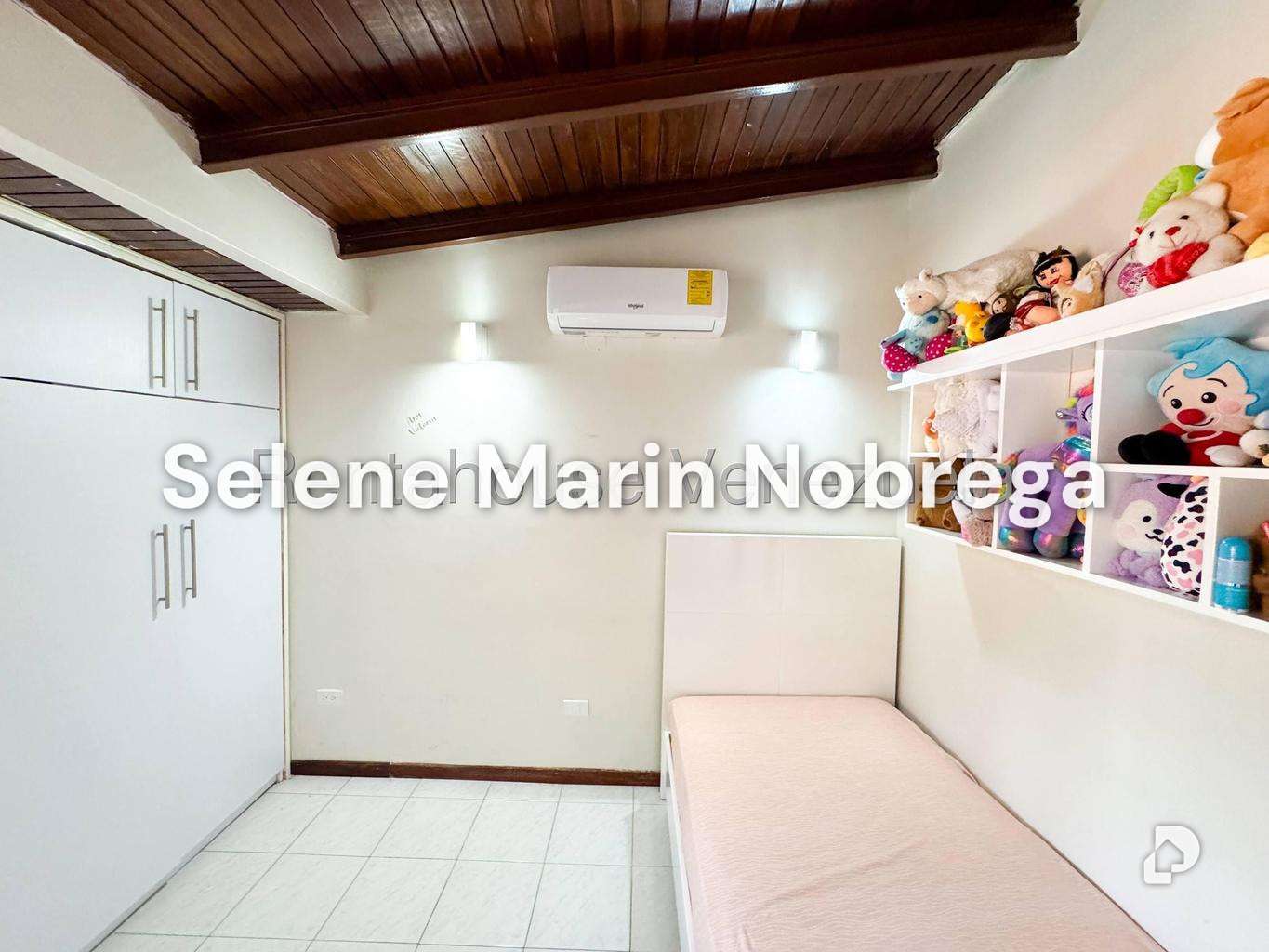 Casa en Alto Prado, Caracas – 30