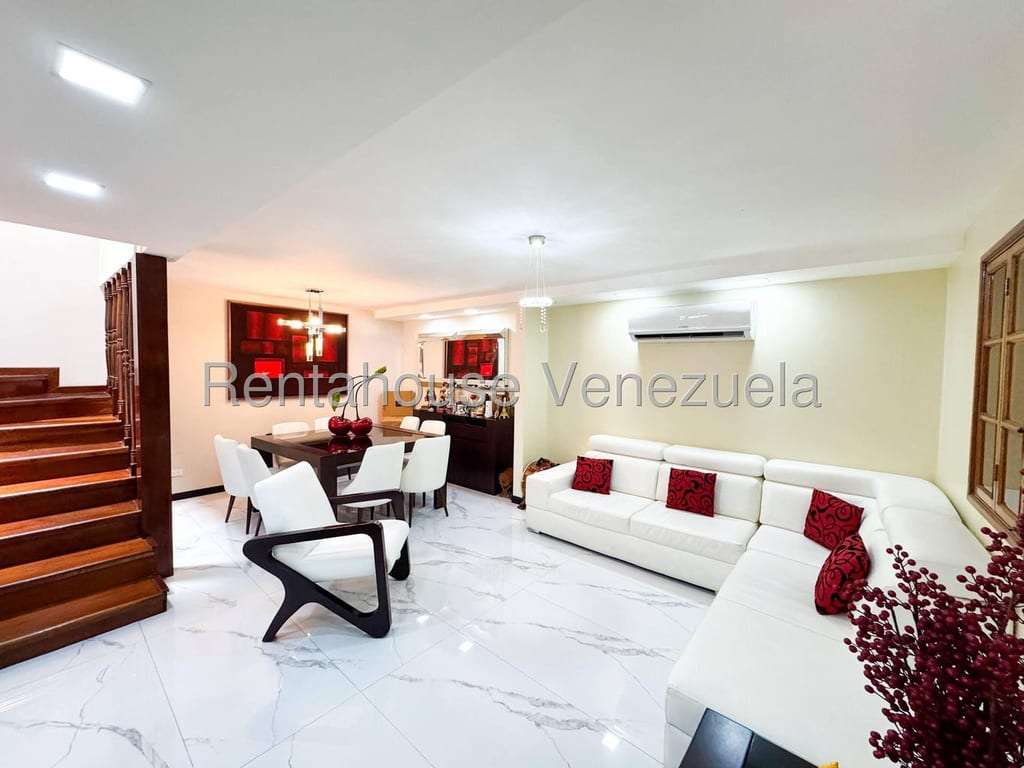 Casa en Alto Prado, Caracas - 1