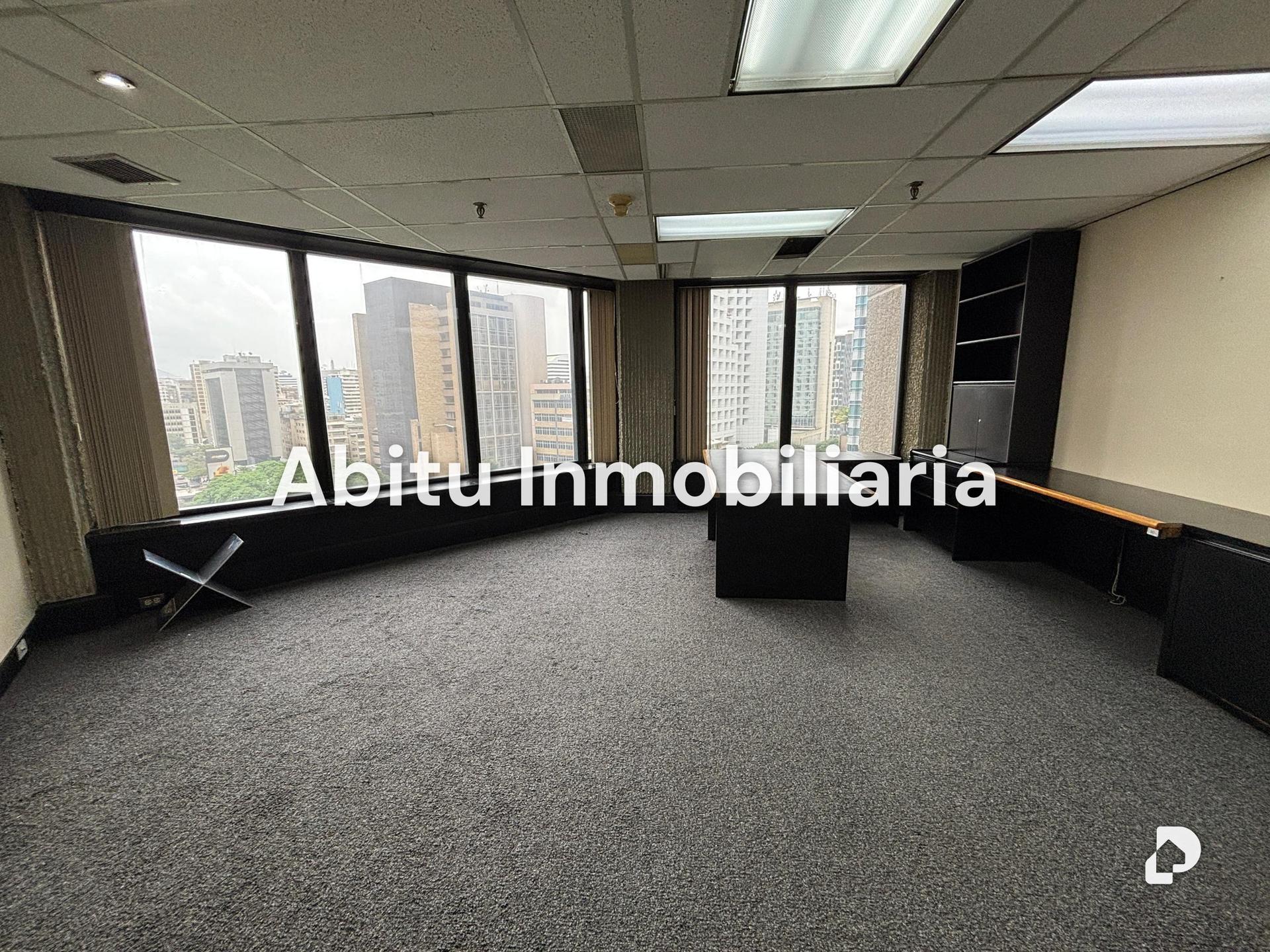 Oficina en La Castellana, Caracas – 3