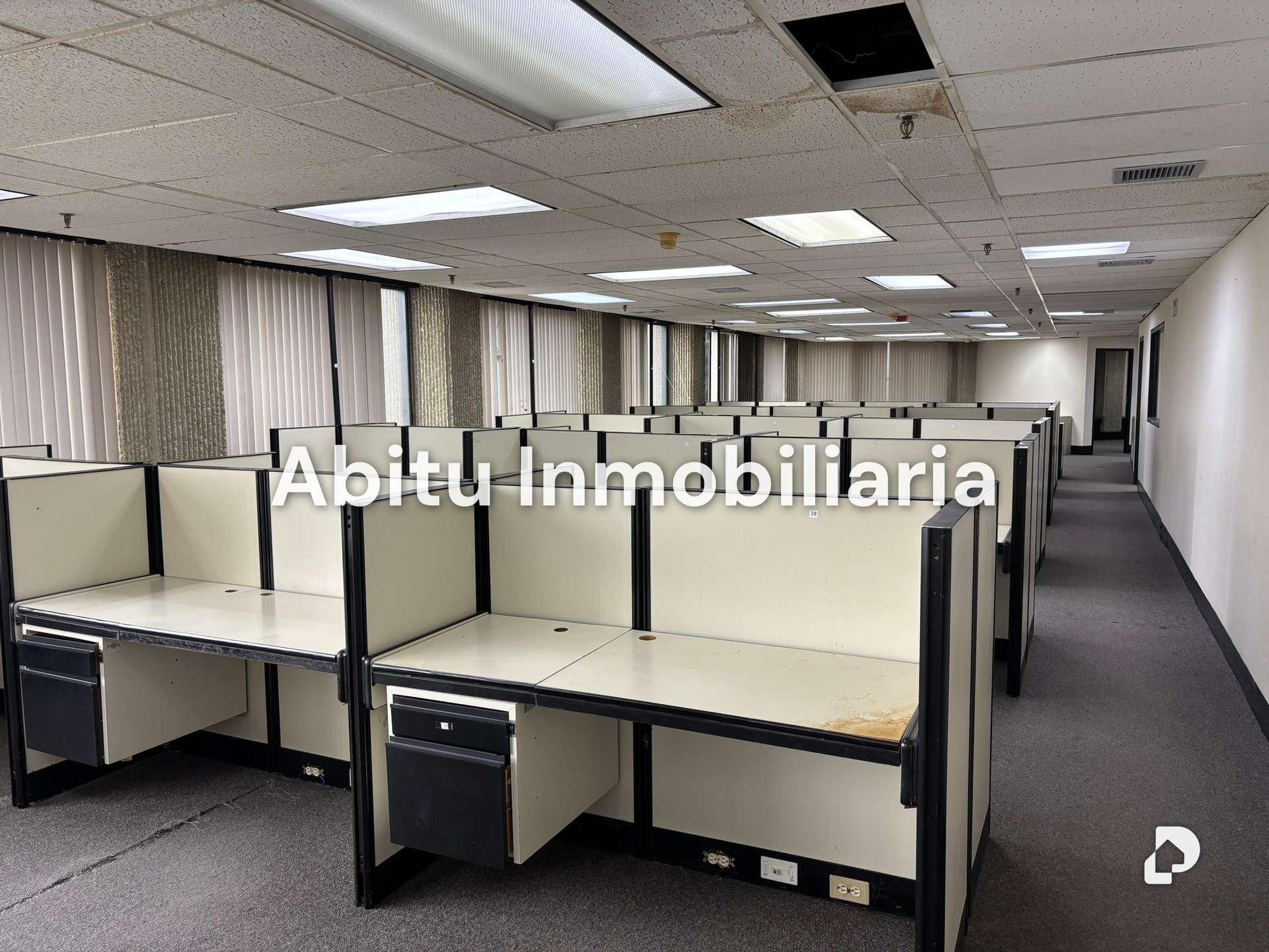 Oficina en La Castellana, Caracas – 4