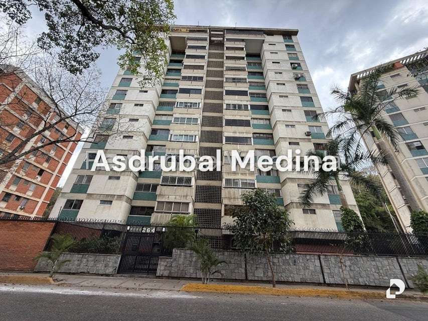 Apartamento en Chuao, Caracas – 1