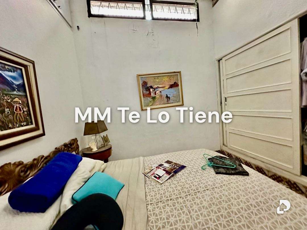 Casa en Altamira, Caracas – 15