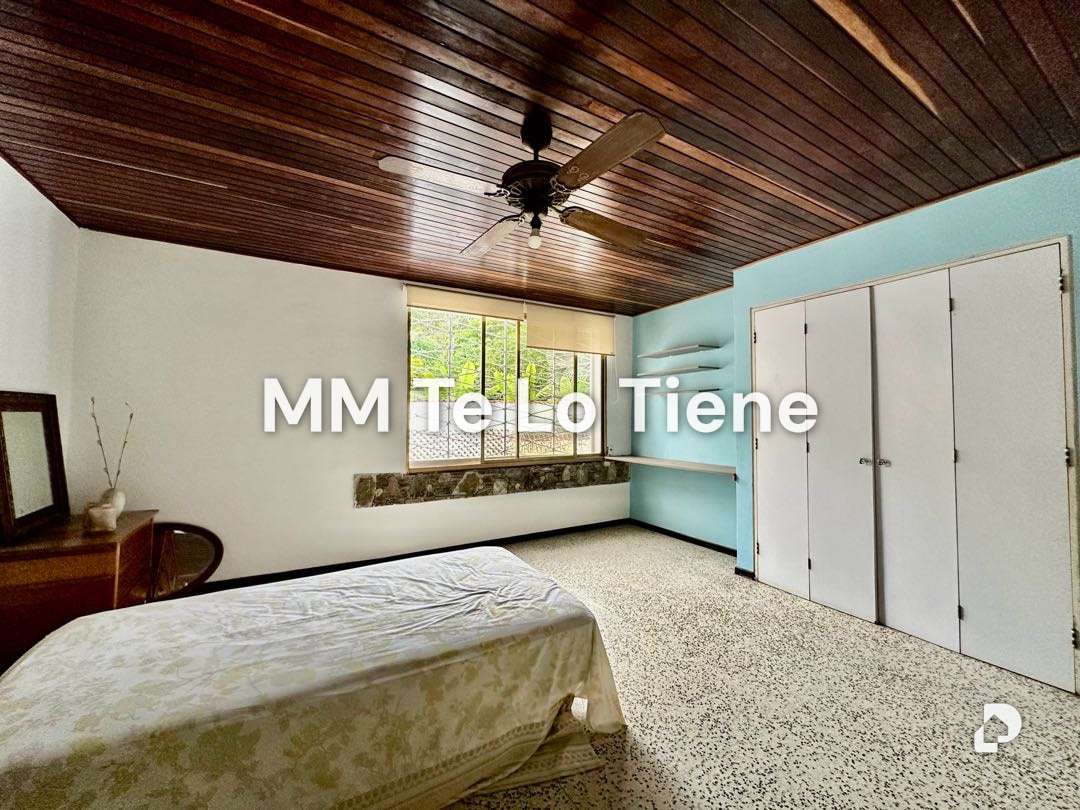 Casa en Altamira, Caracas – 22