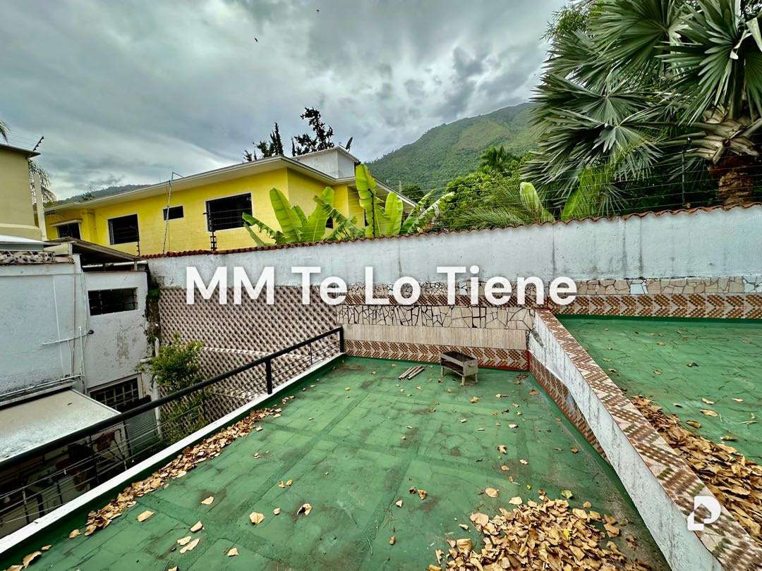Casa en Altamira, Caracas – 24