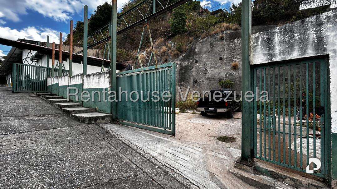 Galpón en Parroquia Santa Rosalía, Caracas – 2