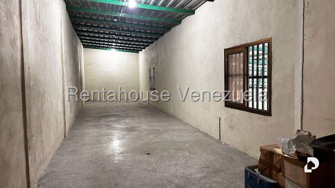 Galpón en Parroquia Santa Rosalía, Caracas – 29