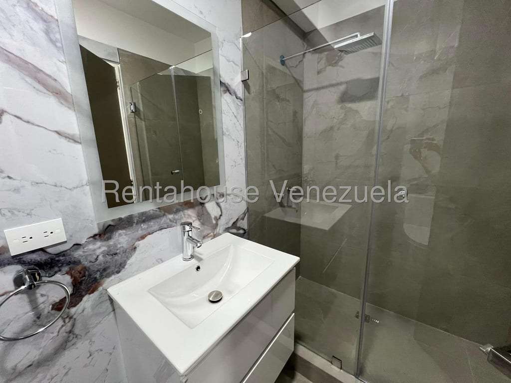 Apartamento en Lomas de La Alameda, Caracas