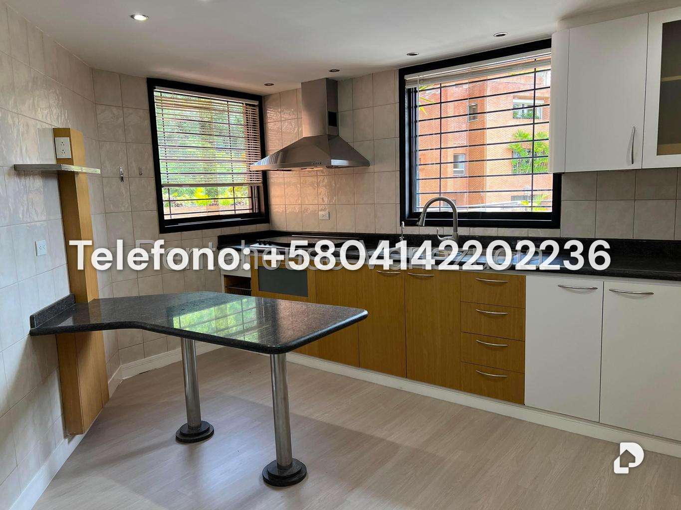 Apartamento en Lomas de La Alameda, Caracas – 18