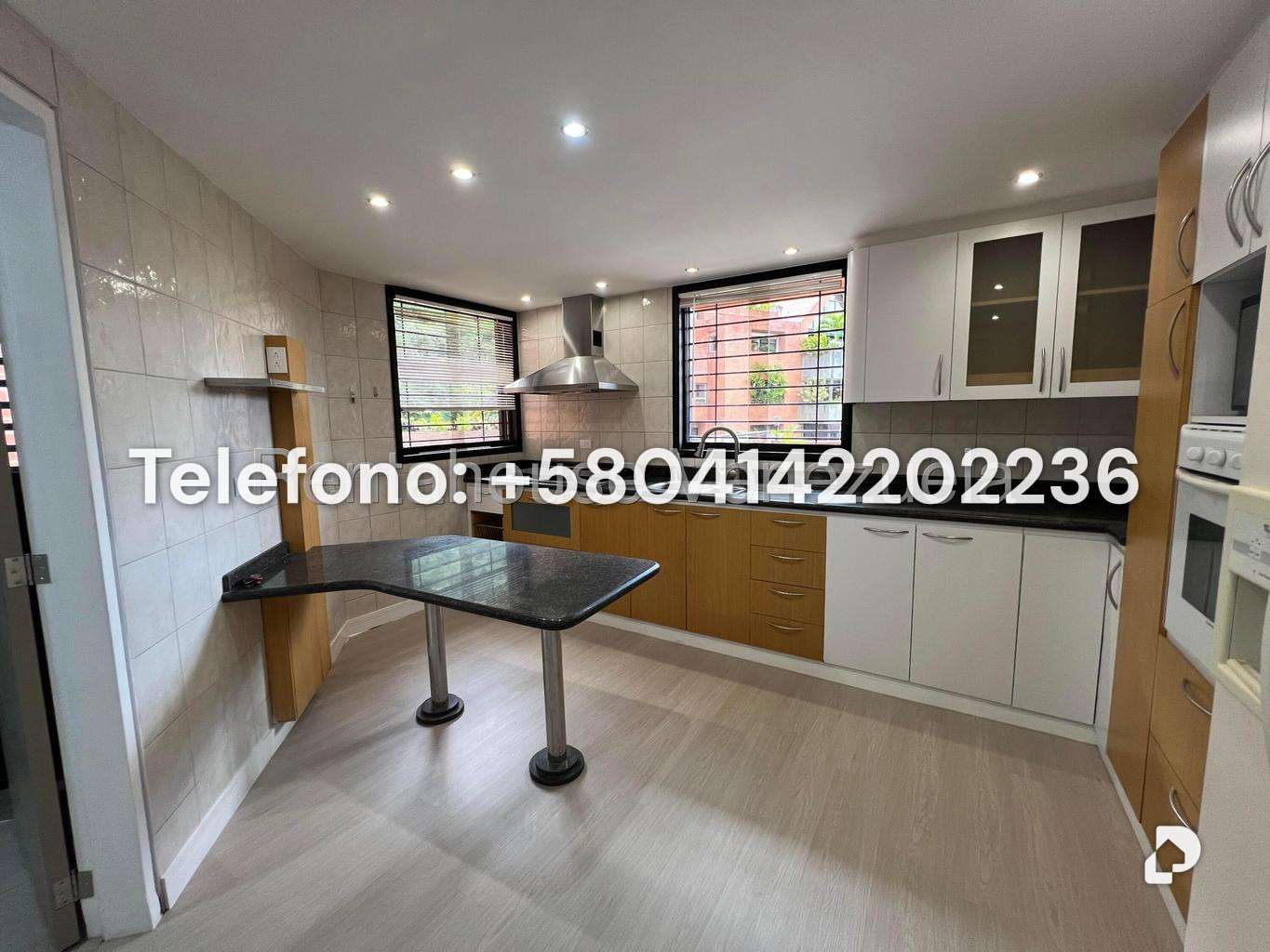 Apartamento en Lomas de La Alameda, Caracas – 14