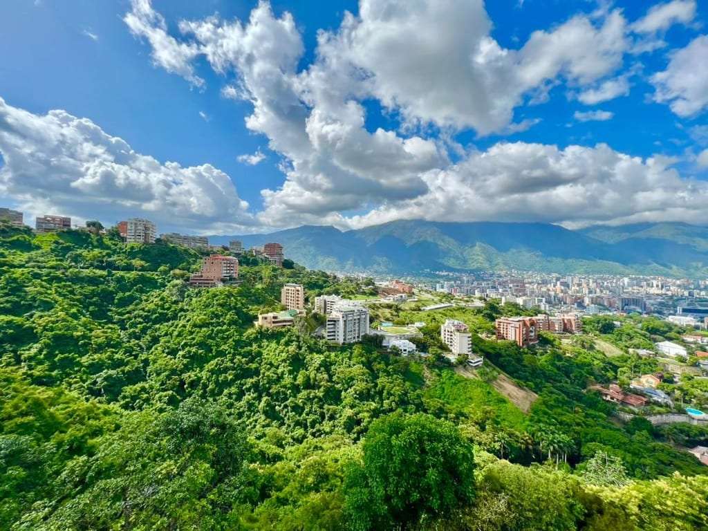 Apartamento en Colinas de Valle Arriba, Caracas - 1