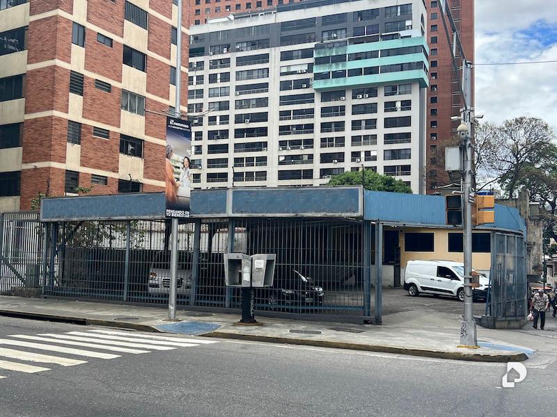 Local comercial en La Campiña, Caracas – 2
