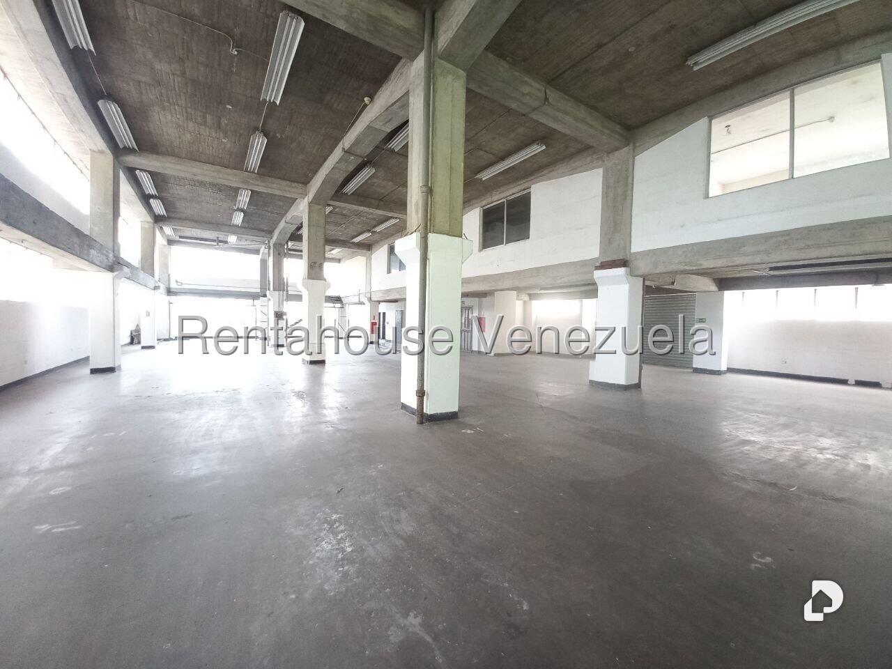Local comercial en Palo Verde, Caracas – 5