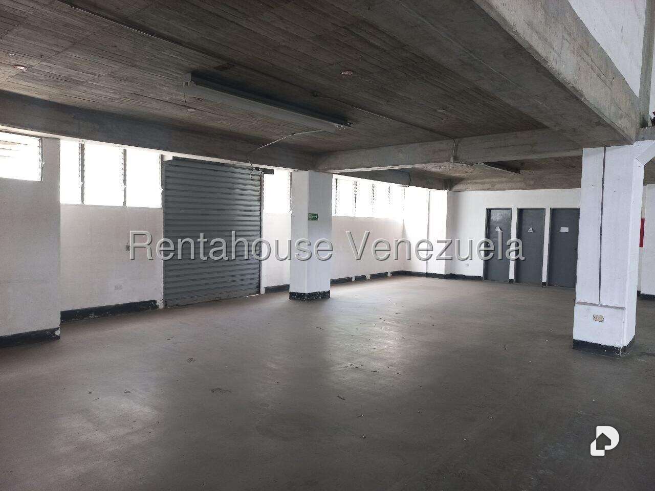 Local comercial en Palo Verde, Caracas – 9