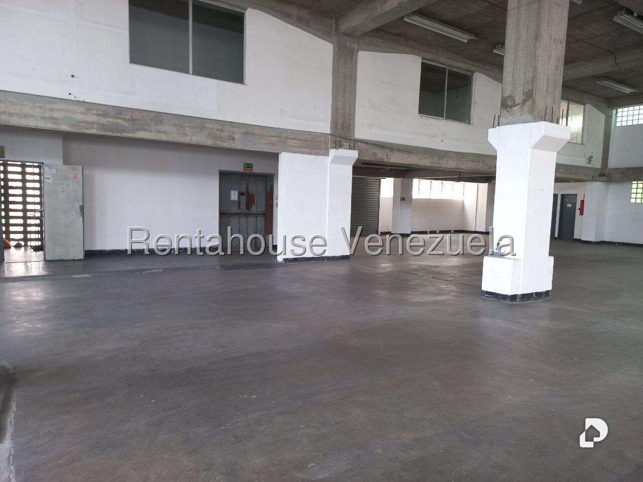 Local comercial en Palo Verde, Caracas – 6