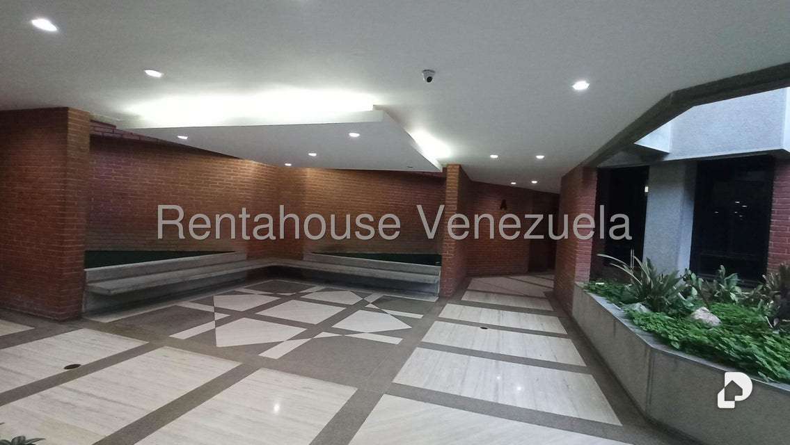 Apartamento en Campo Alegre, Caracas – 2