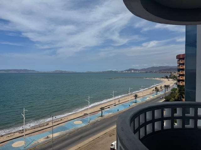 Apartamento en Rómulo Gallegos, Lechería - 1