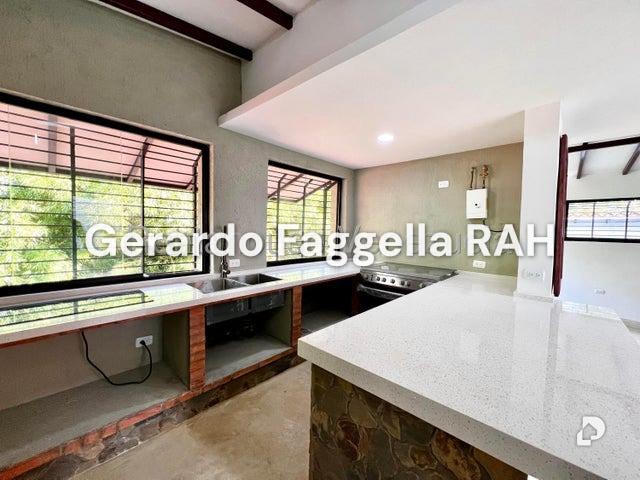 Apartamento en Oripoto, Caracas – 3