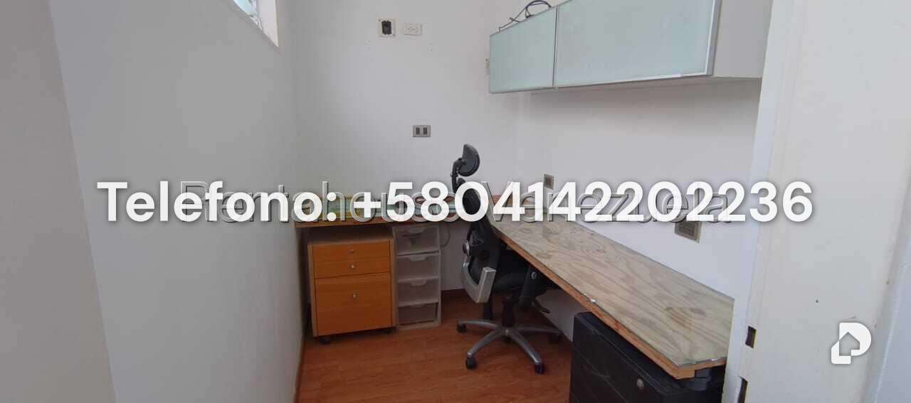 Apartment in Cumbres de Curumo, Caracas – 24