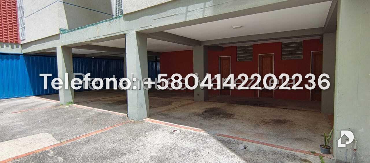 Apartment in Cumbres de Curumo, Caracas – 5