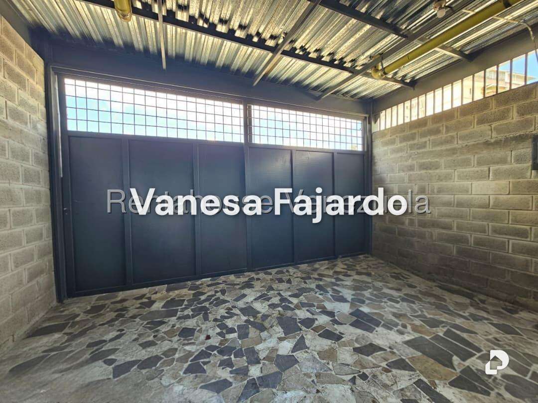 Casa en Prado de María, Caracas – 29