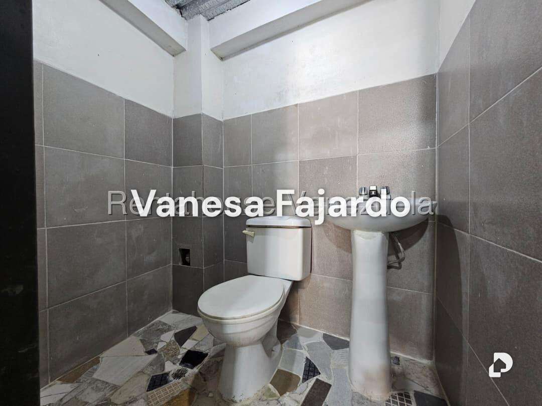 Casa en Prado de María, Caracas – 12