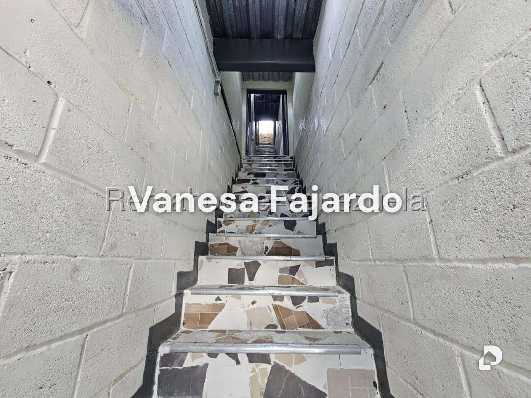 Casa en Prado de María, Caracas – 28