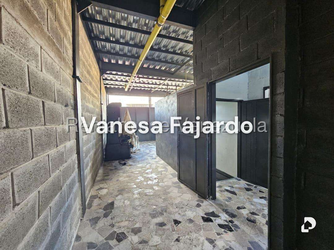 Casa en Prado de María, Caracas – 30