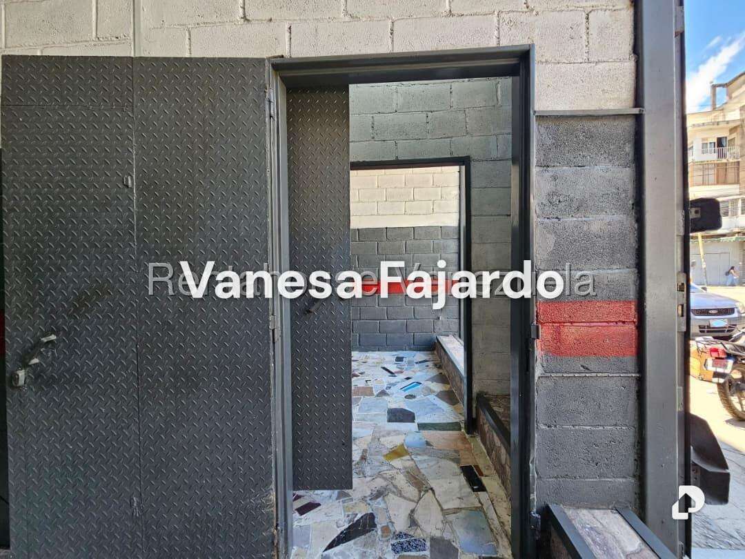 Casa en Prado de María, Caracas – 18