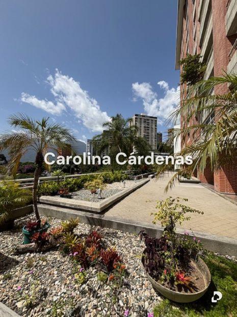 Apartamento en Santa Inés, Caracas – 2