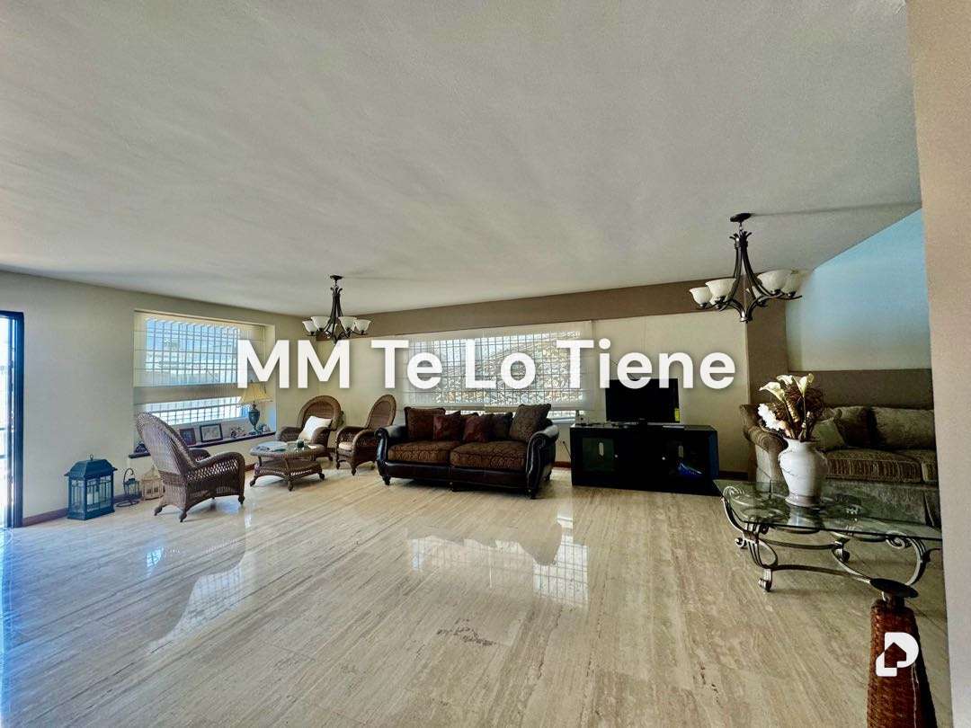 Casa en Cumbres de Curumo, Caracas – 15