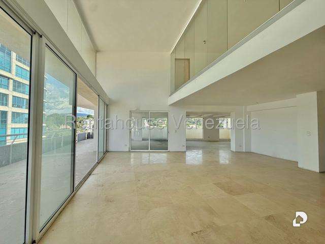 Apartamento en Las Mercedes, Caracas – 3