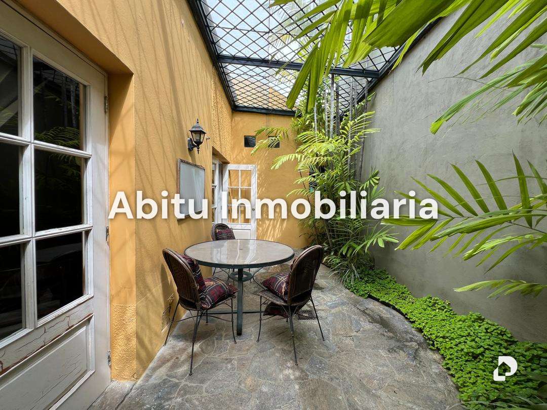 Casa en Altamira, Caracas – 7