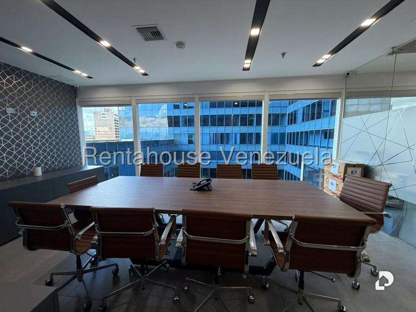 Office in Los Palos Grandes, Caracas – 7