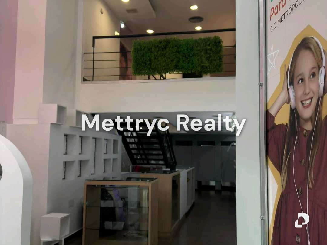 Commercial space in San Diego, Valencia – 2