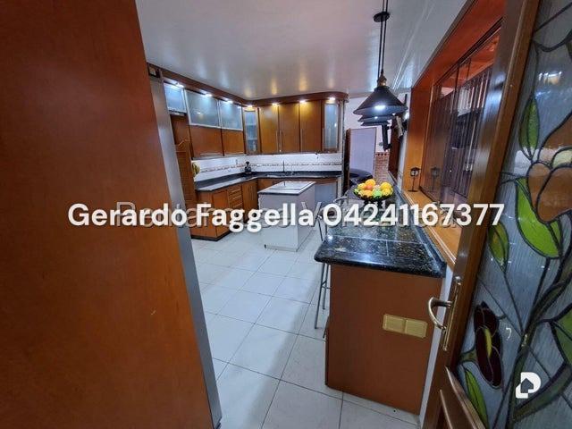 Casa en Lomas de Prados del Este, Caracas – 4