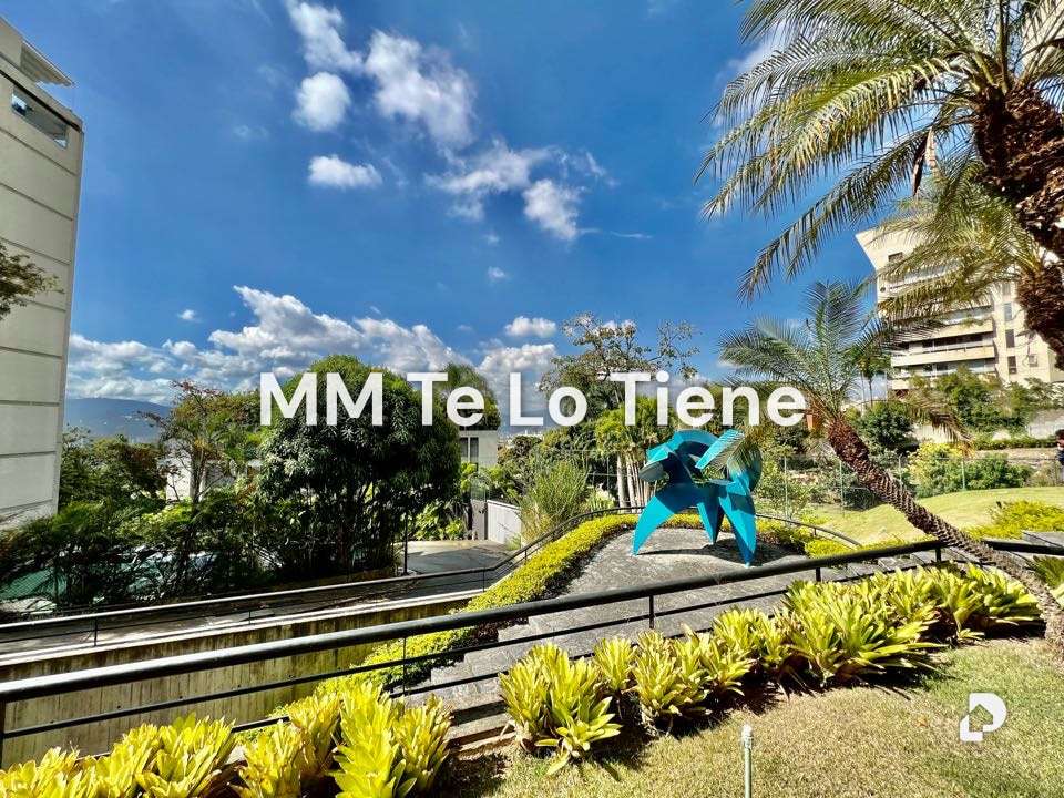 Apartamento en Altamira, Caracas – 2