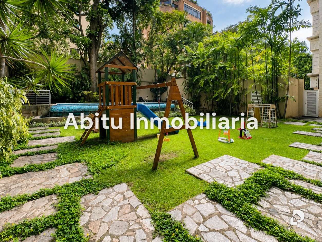 Apartamento en Los Palos Grandes, Caracas – 17