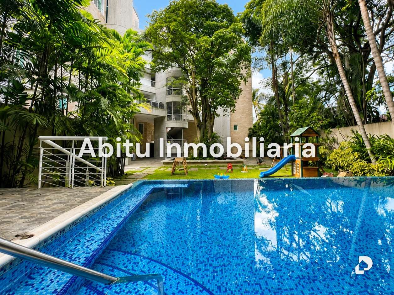 Apartamento en Los Palos Grandes, Caracas – 13