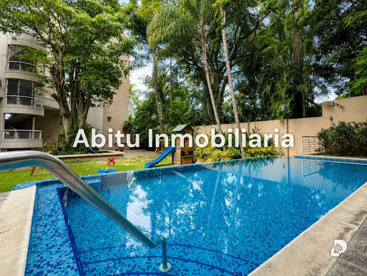 Apartamento en Los Palos Grandes, Caracas – 14