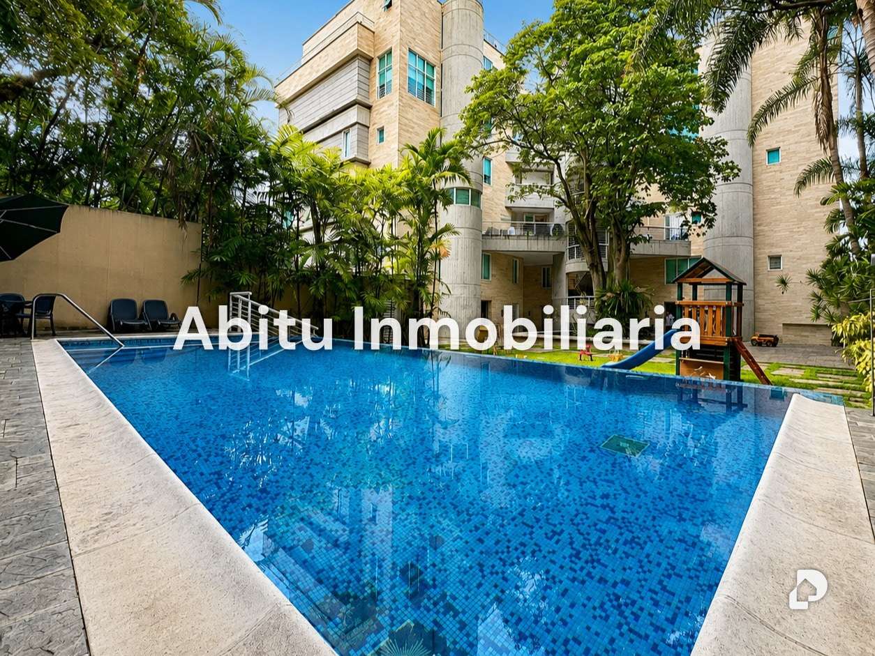 Apartamento en Los Palos Grandes, Caracas – 12
