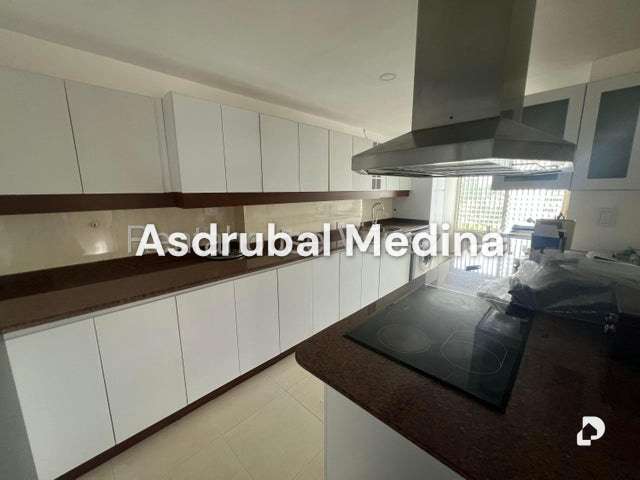 Apartamento en El Cigarral, Caracas – 4