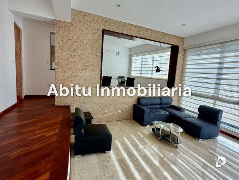 Townhouse en La Trinidad, Caracas – 3