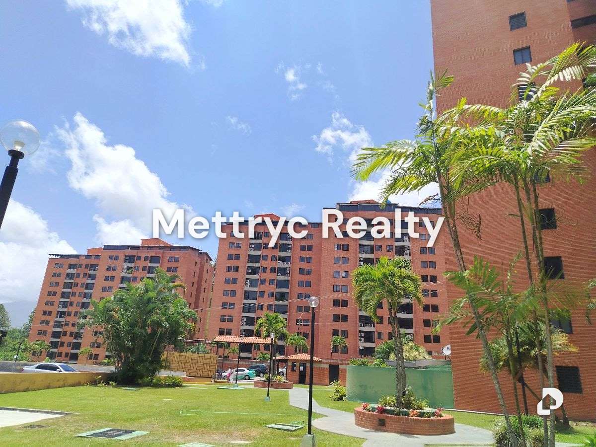 Apartamento en Colinas de La Tahona, Caracas – 1